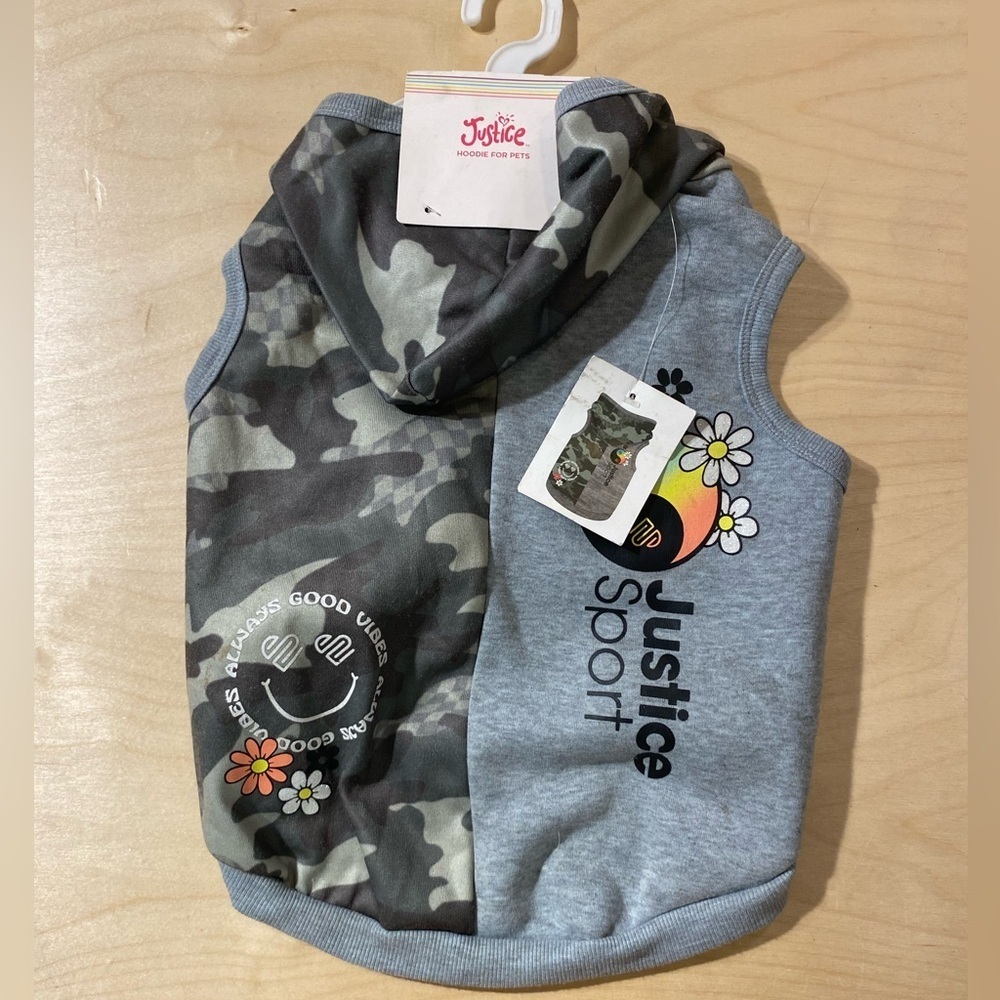 Justice Sport Camouflage and Gray Dog Hoodie Medium (LT)